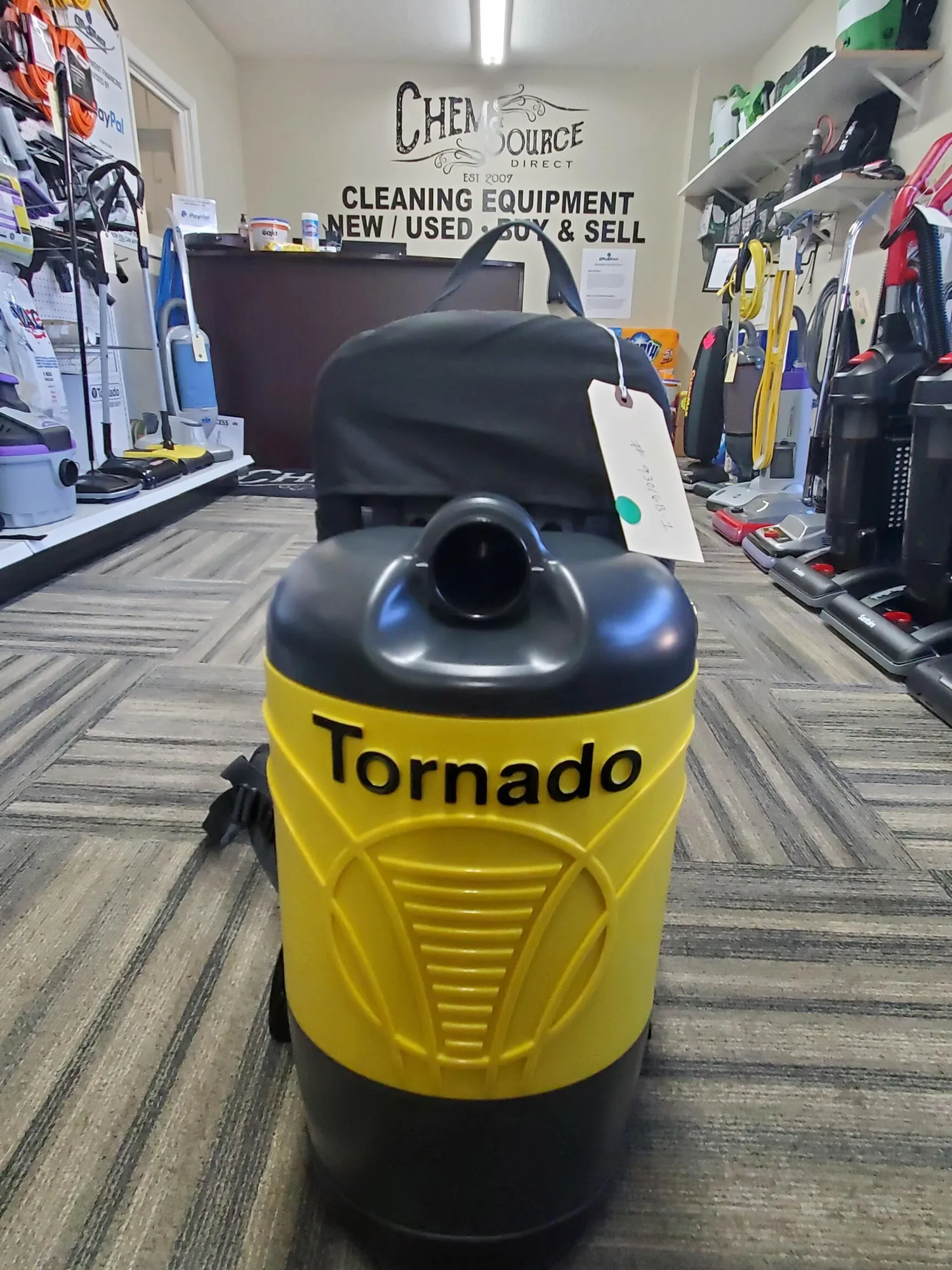 Tornado Roam 6 Quart Battery Powered Backpack Vacuum NEW