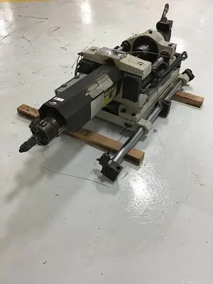 USED CINCINNATI MILACRON VT165-7