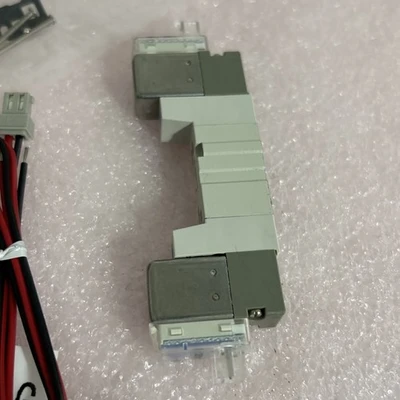 NEW SMC SYJ3233-5L