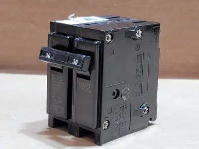 USED CUTLER-HAMMER BR230