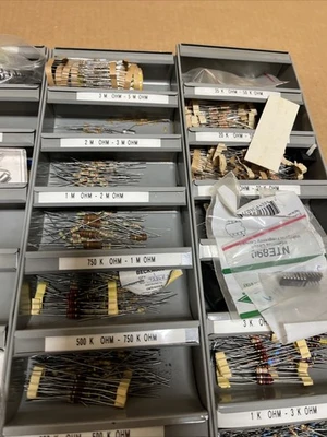 Huge Electrical Lot Circuit Board Repair Resistors, Transitors, Chips, Fuses🇺🇸