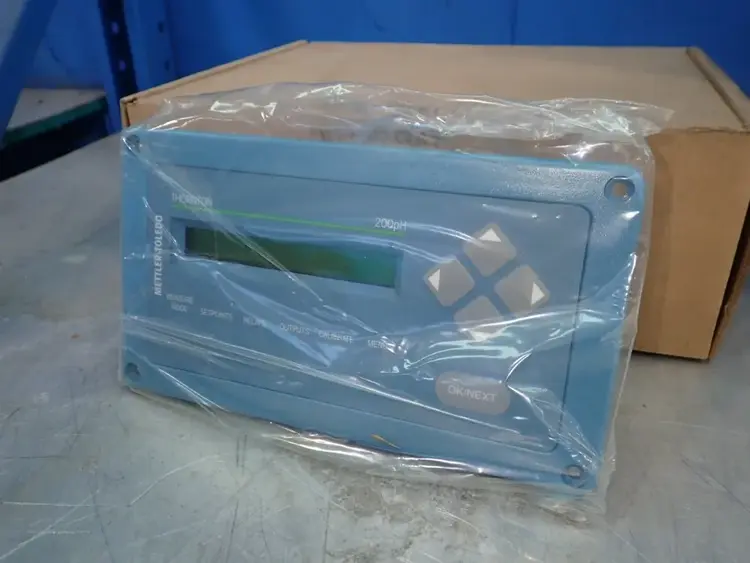 New | in-Stock METTLER TOLEDO THORNTON 200 FLOW pH Meter Ohio US | HGR 24 #873466