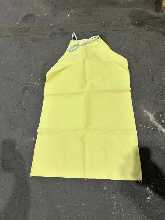 NATL. SAFETY APPAREL A02KV24X42 KEVLAR APRONS