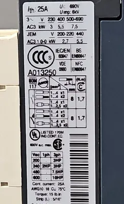 Schneider LC1D12BL Contactor. Loc4E-24