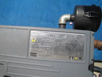 Atlas Copco 3 HP GVS Oil Lubricated Rotary Vane Vacuum Pump 42 CFM 230/460V