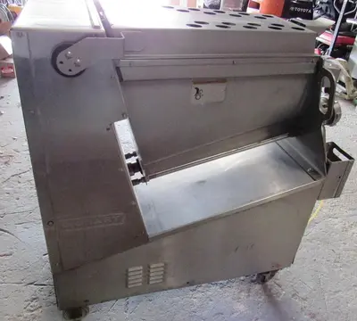 USED HOBART MG1532