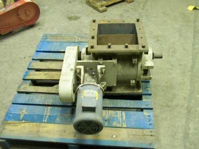 Used _UNKNOWN_ 700-2 Air Locks Minnesota US | A&I Equipment #1317821