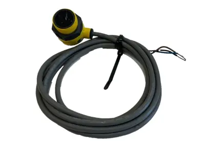 USED BANNER ENGINEERING T30RW3R SENSOR