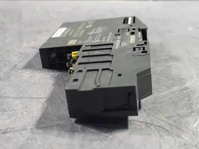 USED SIEMENS 6ES7 131-4BD01-0AA0