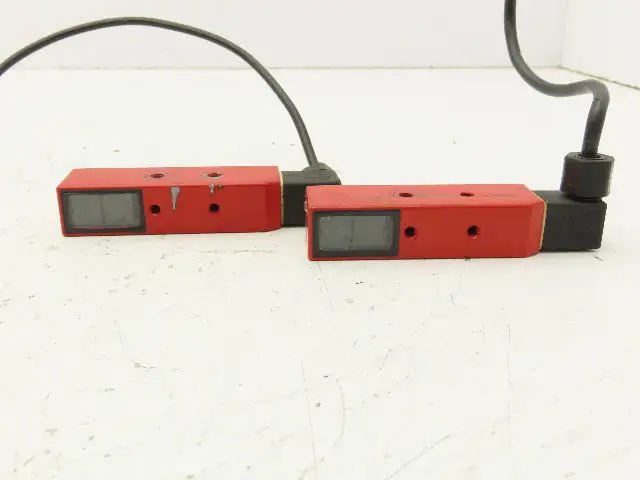 Used LEUZE _UNKNOWN_ Proximity Sensors | Arrow Industrial #557987