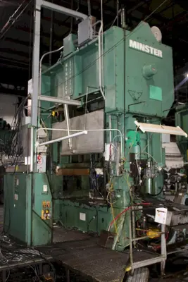 USED 1989 MINSTER 400 TON SSDC PRESS