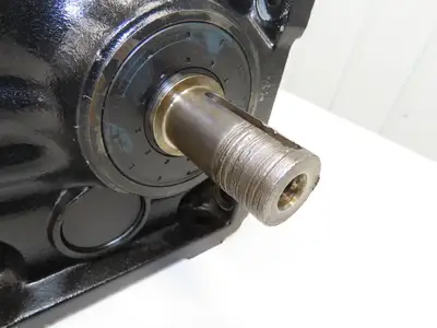 Sew Eurodrive K47 LQ140/1 Gearbox Reducer 35.39 Ratio 1400/40 RPM RH Output