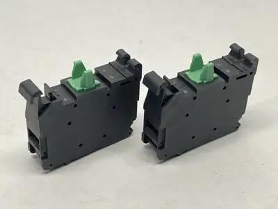 | Allen Bradley 800F-X10 Ser A Contact Block 22.5mm LOT OF 2 - New – Open box