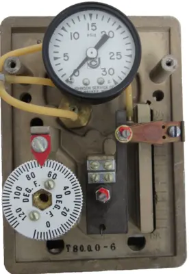 NEW JOHNSON CONTROLS T-8000-6 TEMPERATURE CONTROLLER T80006