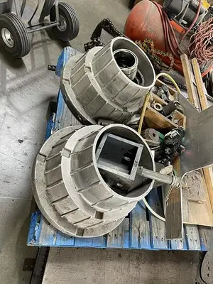 USED CORE CHUCKS VARIOUS SIZES