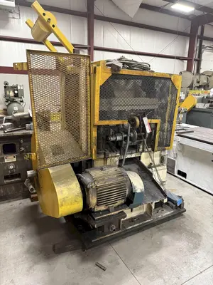 40 TON RLM MODEL #R40 4-POST CUTOFF PRESS & SERVO DIE ACCELERATOR: YOBRO #23887