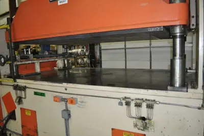 USED 1999 BRADBURY 80 TON PRESS