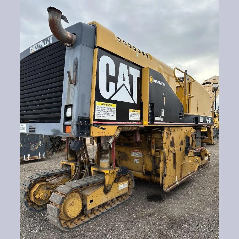 USED 2003 CATERPILLAR PM-465