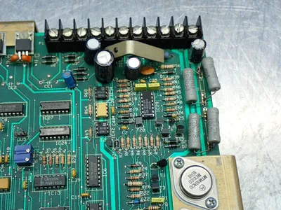 USED HAAS AUTOMATION 323051E