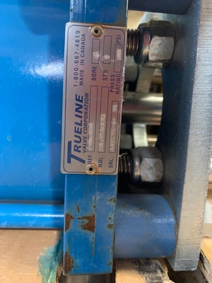 TL 8"-150 Knife gate valve with pneumatic actuator New Storeroom Spare