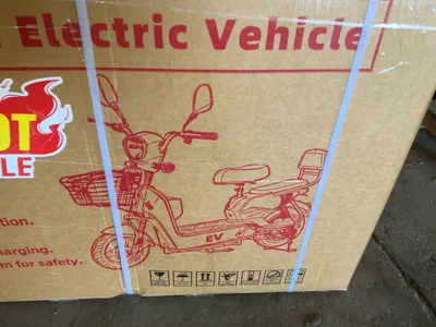 New SDLANCH EV Electric Scooter, Battery Operated, Steel Frame, Painted Plastic Shell, LED Running L...