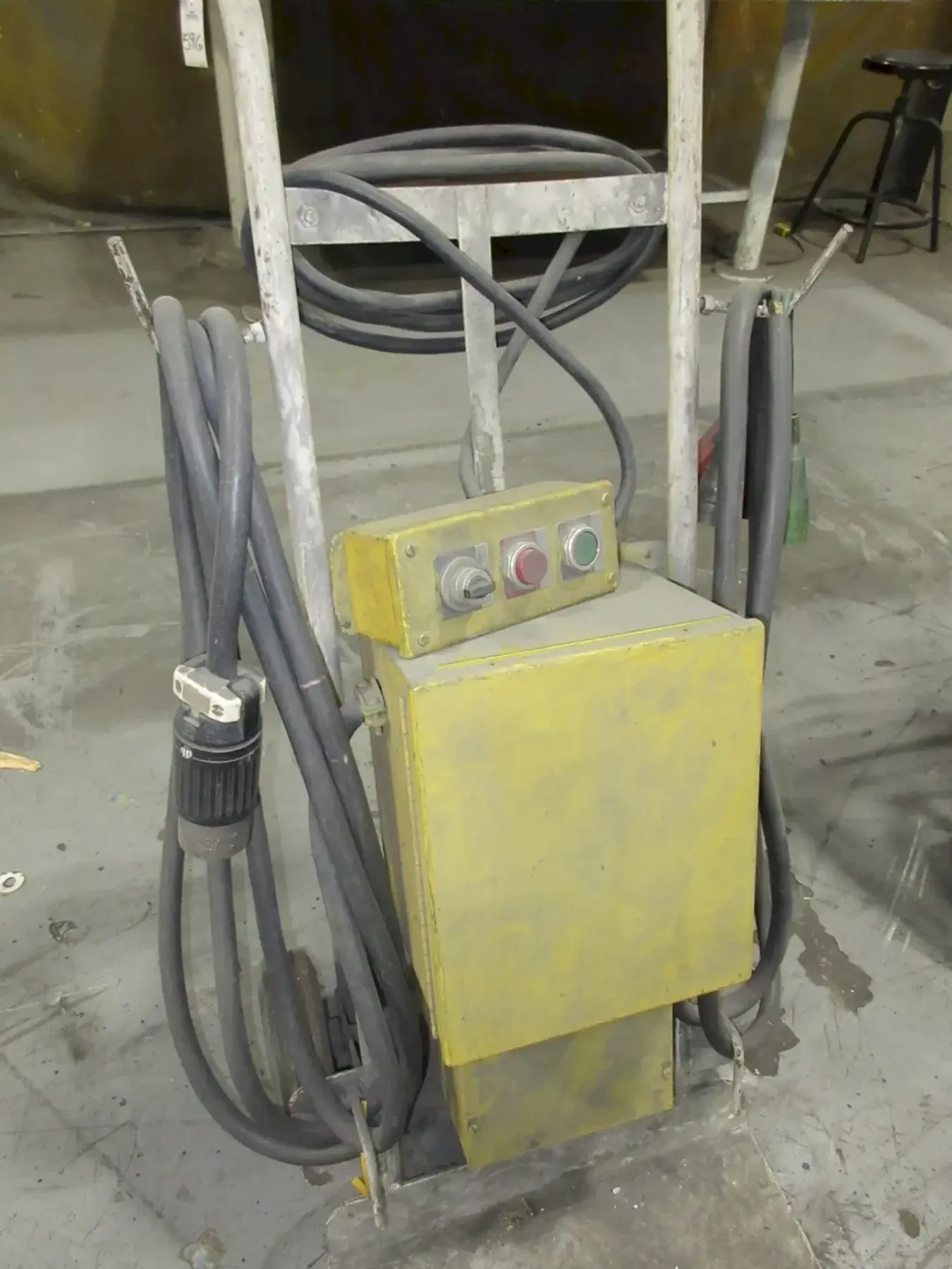 3 PHASE 4-WIRE ELECTRIC MOTOR TEST DOLLY: YOBRO #25055