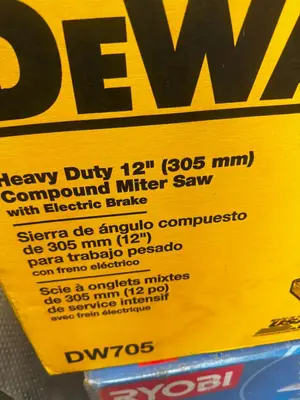 Used _UNKNOWN_ _UNKNOWN_ Miter Saws Ohio US | Myron Bowling Auctioneers Inc #1504275