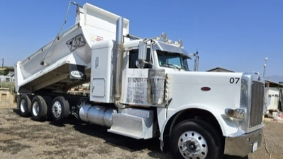 Used 2017 Peterbilt 367 Super 10 Dump trucks California US | Rubbl #1319234