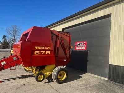 NEW HOLLAND 678 Roll Baler | County Equipment Company LLC (2)