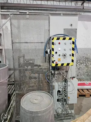 USED HOSOKAWA TWO-STAGE PLASTIC SHREDDING AND GRANULATION SYSTEM