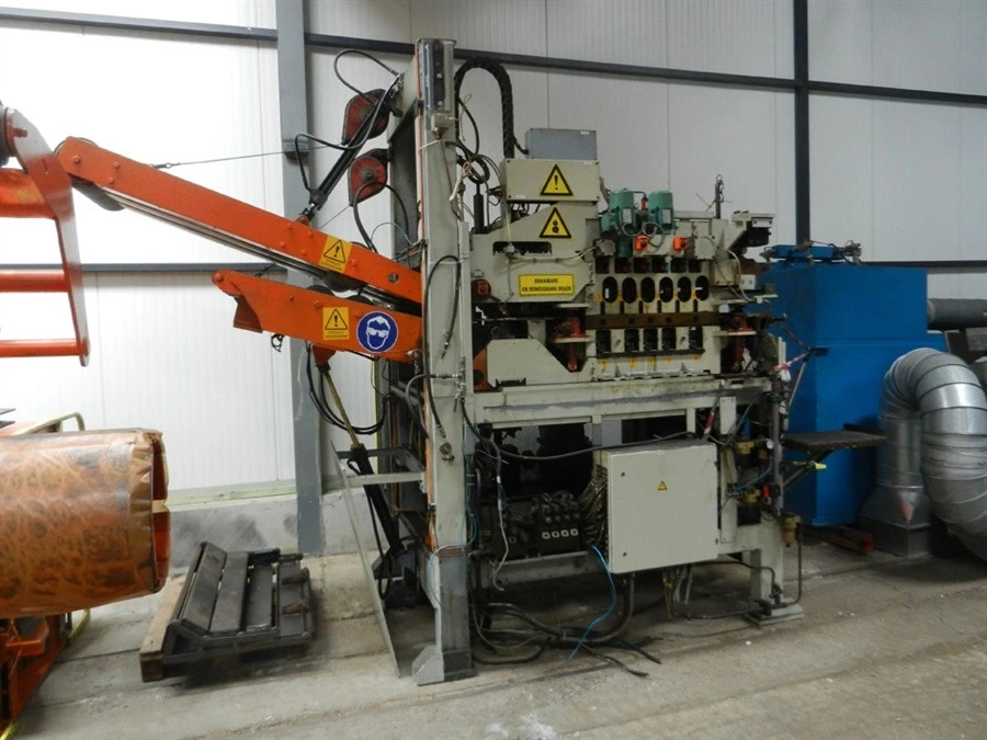 USED ZM STRAIGHTENER + FEEDER 800 X 5 MM