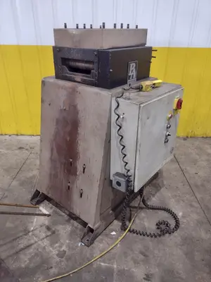 6" PA INDUSTRIES POWERED STRAIGHTENER. STOCK # 0218726