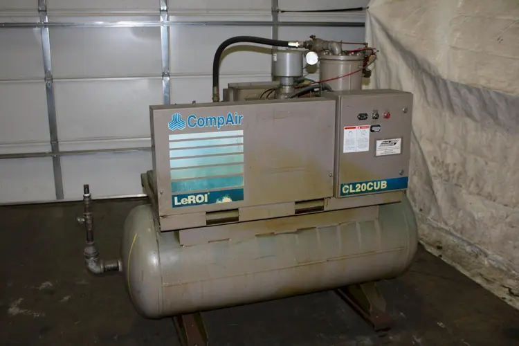 Used LEROI _UNKNOWN_ Rotary Screw & Sliding Vane Air Compressors | D & D Industries #438383