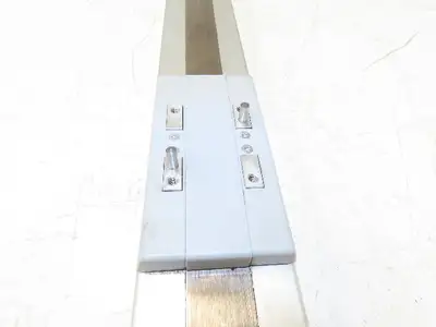 IAI Robo Cylinder Linear Screw Actuator 8mm Lead 400mm Stroke 24VDC