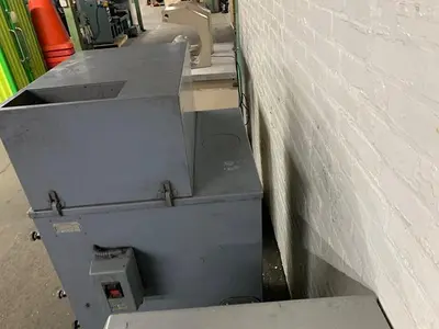 4479-550 I SHOR (Torit Type) Whirlwind Model #4, 3HP Cabinet Dust Collector With Silencer