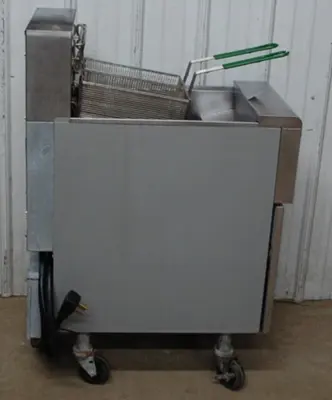 USED Frymaster NUMBER: