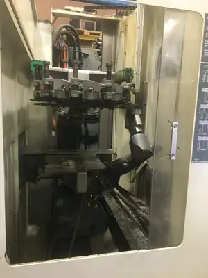 USED 2001 DECKEL MAHO 60P HI-DYN