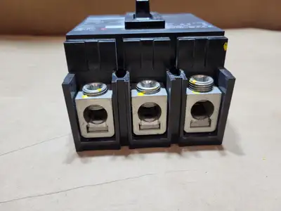 USED SQUARE D QDL32225