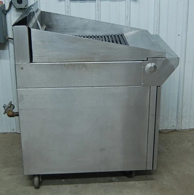 142-0698 Garland MS24B 24” Charbroiler Grill with Cabinet