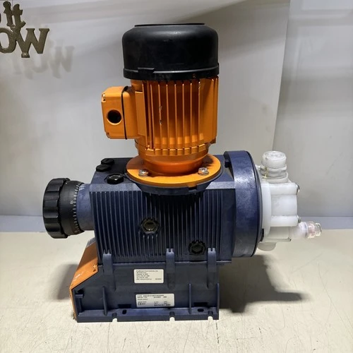 Used Prominent S2BAHM12130 PVT0070S000 Pumps | J&J Industrial Supply #498413