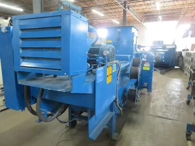 Balemaster BB Series 30″ x 36″ Auto Tie Baler – New 1995