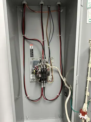 Used _UNKNOWN_ _UNKNOWN_ Switchgears New York US | Apex Auctions #1550774