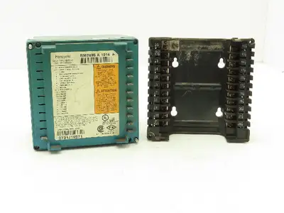 Honeywell RM7895 A 1014 Burner Control Purge Timer 2 Seconds Rev D