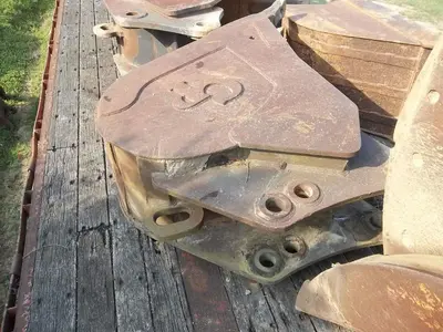 Used C AND P FITS NEW HOLLAND EC160 Earth Buckets North Carolina US | Levan Equipment #1546347