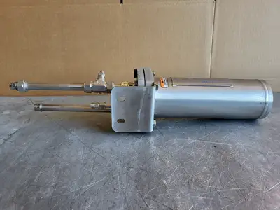 NEW 2014 SENTRY FLR62B3U