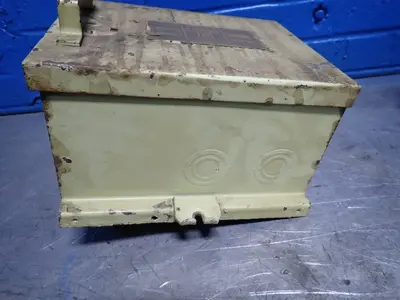 USED SQUARE D SD9351