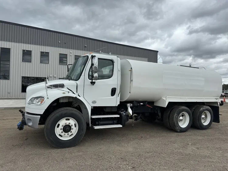 Used 2016 FREIGHTLINER LEDWELL TANKER Water Trucks Minnesota US | Carco Truck & Equipment #1514206