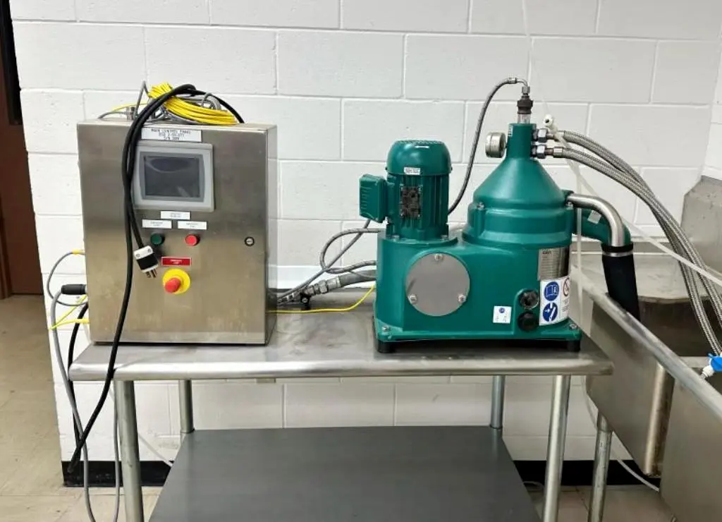 Westfalia OSD 2-03-137 self-cleaning oil purifier, SS.