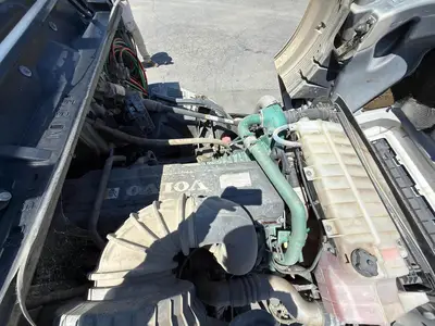 Used 2011 VOLVO VNL64T300 Conventional trucks California US | Ben Kaplan Equipment #1250886