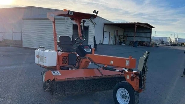 USED 2017 Laymor SweepMaster 300